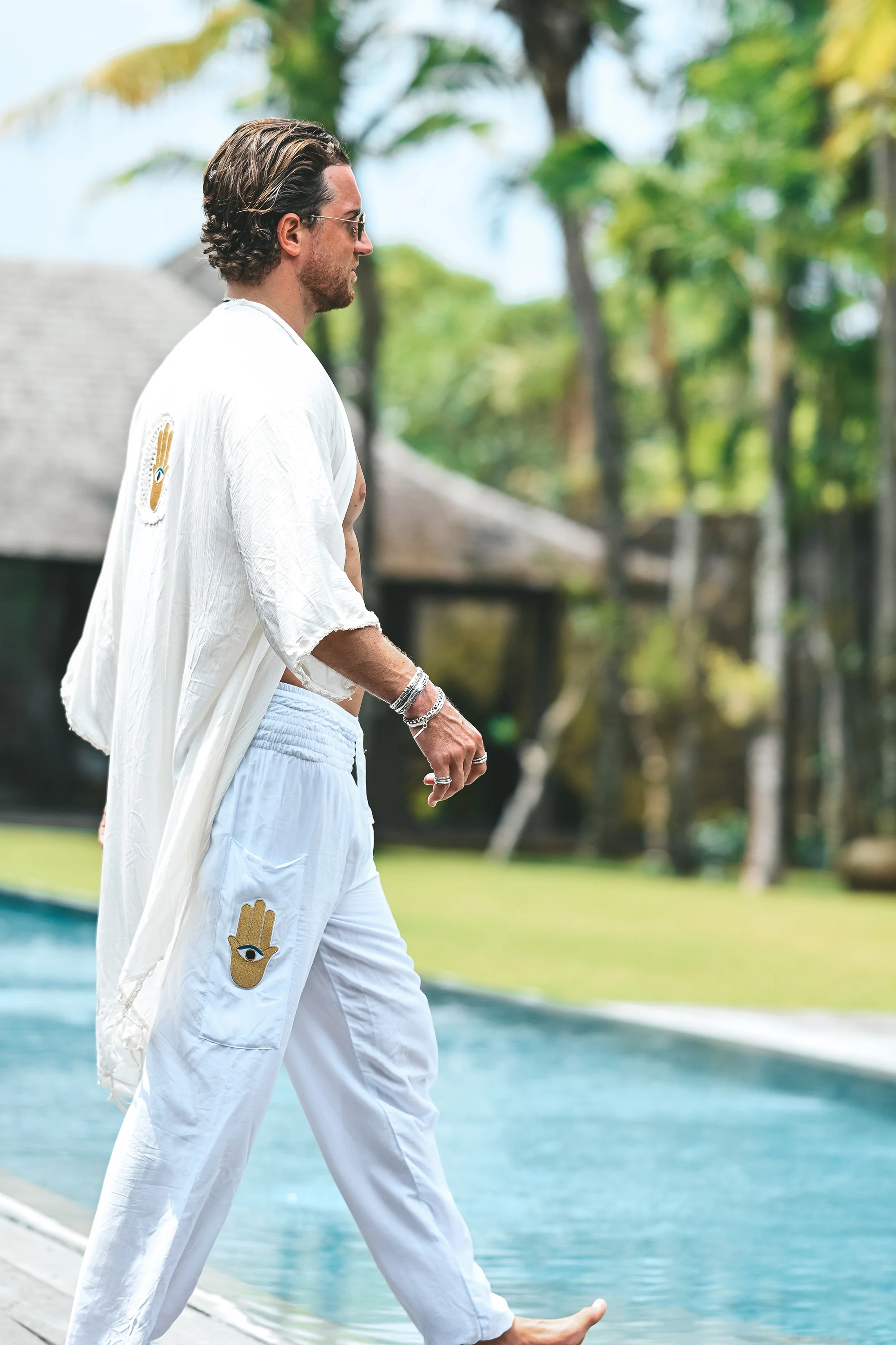 Bali Buddha Vacation Set White - Image 4