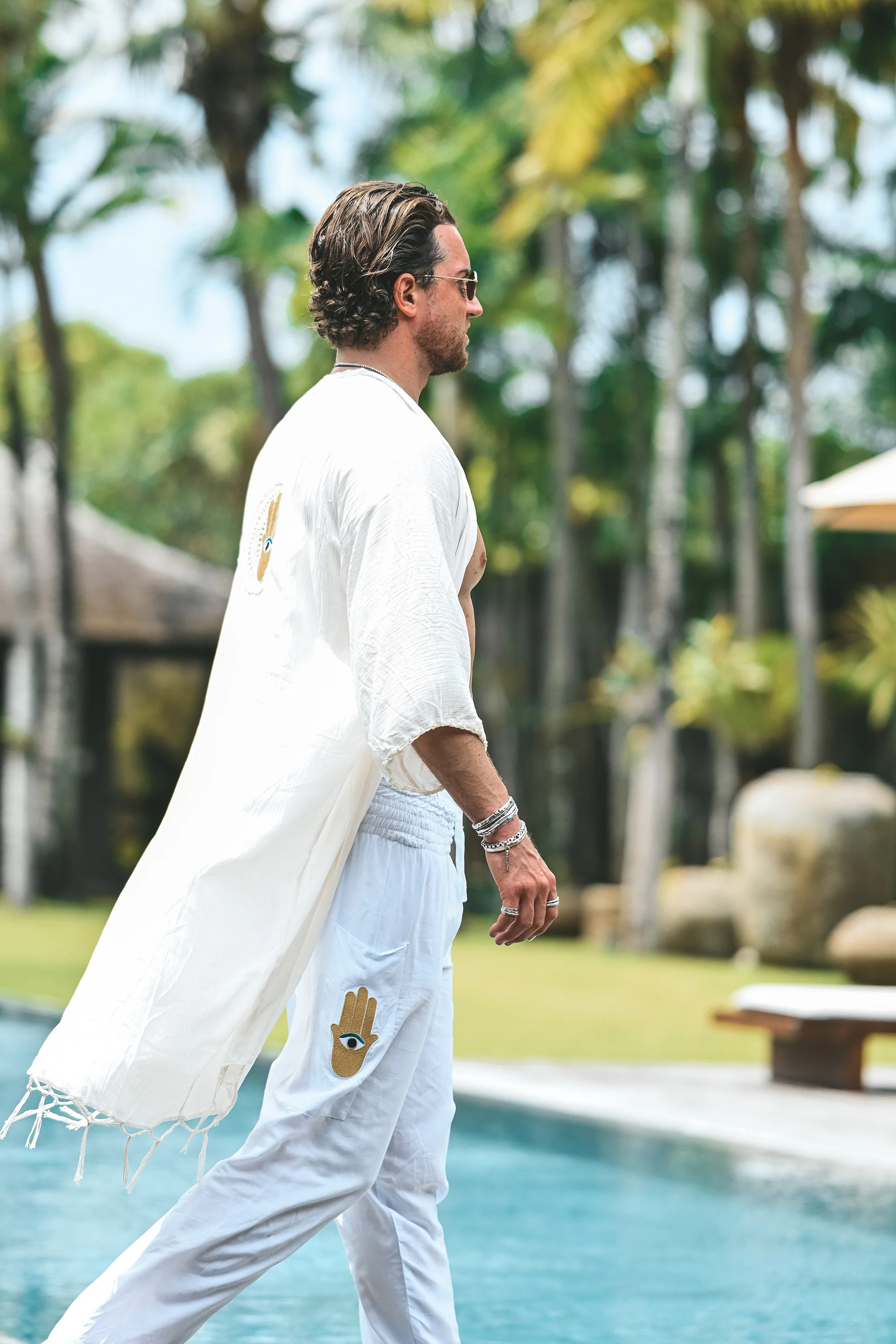 Bali Buddha Vacation Set White - Image 7