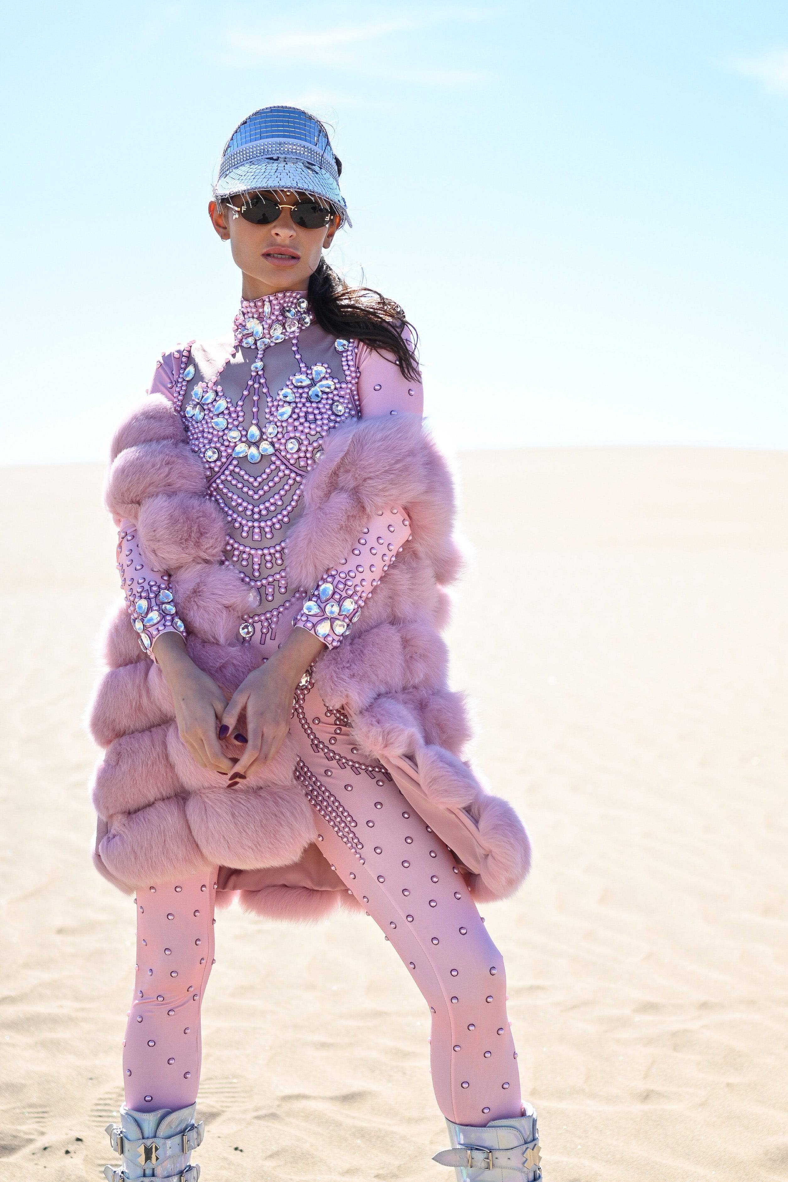 Chelsea Fur Vest Long Pink - Image 11
