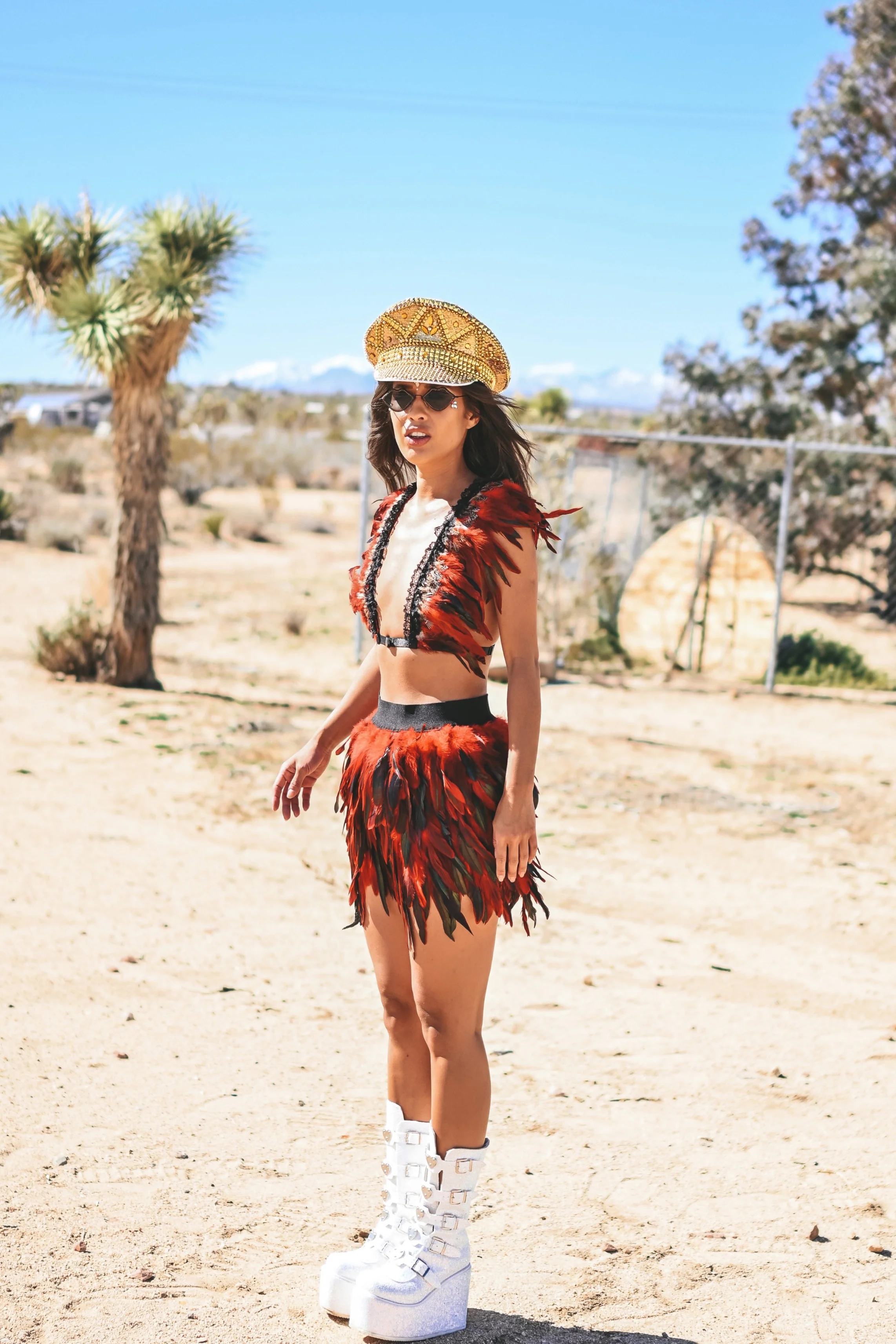 Feather top red - Image 8