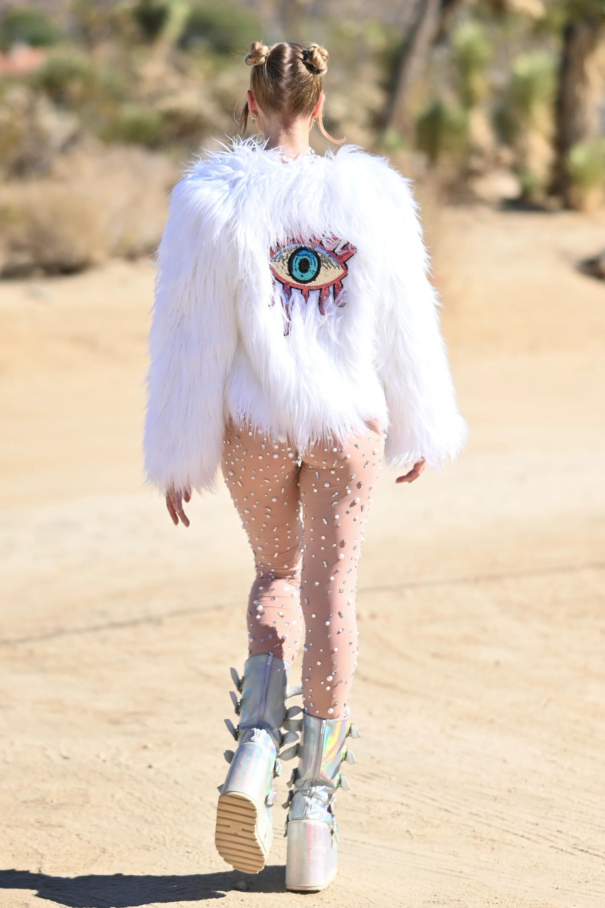 Freya faux fur jacket short white - Image 3