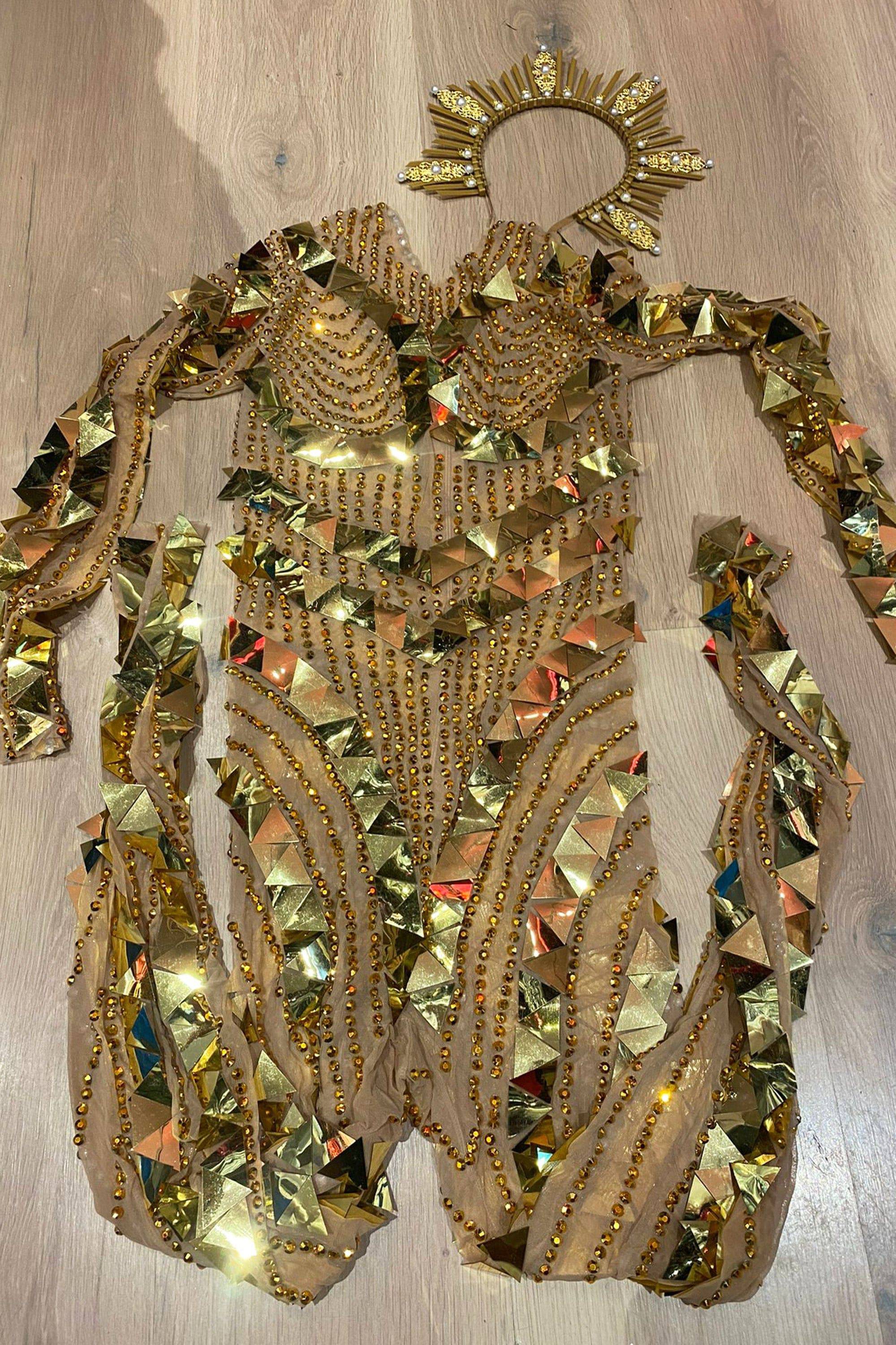 GIA futuristic mirror jumpsuit golden - Image 13