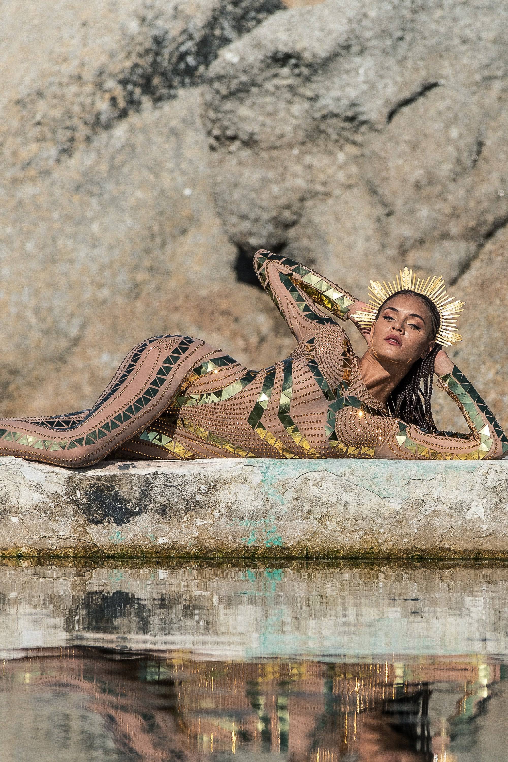 GIA futuristic mirror jumpsuit golden - Image 4