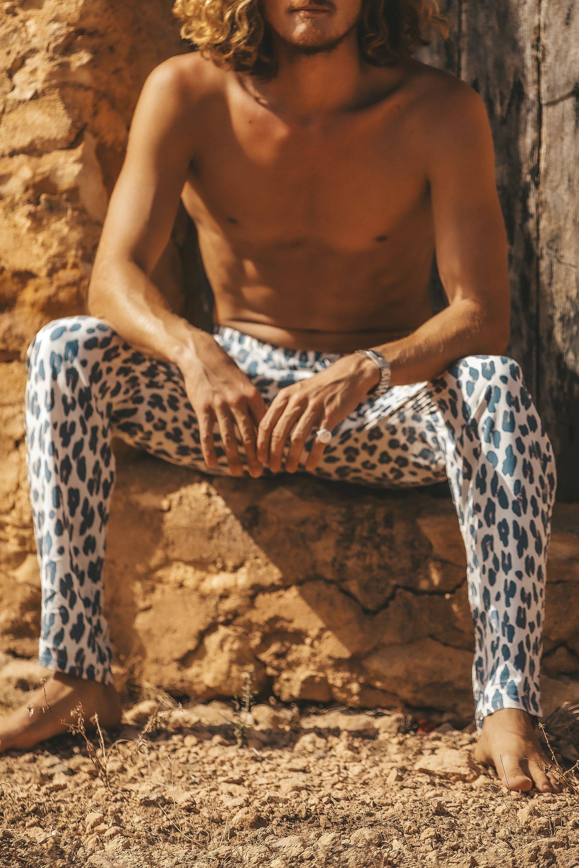 Ibiza resort pants leopard blue - Image 3