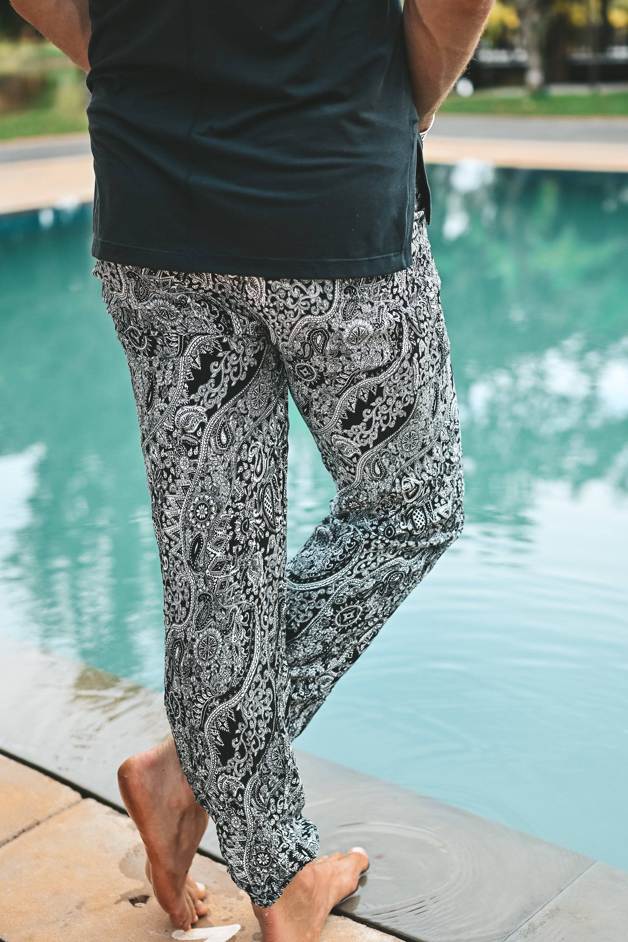 Kansai harem pants black white - Image 2