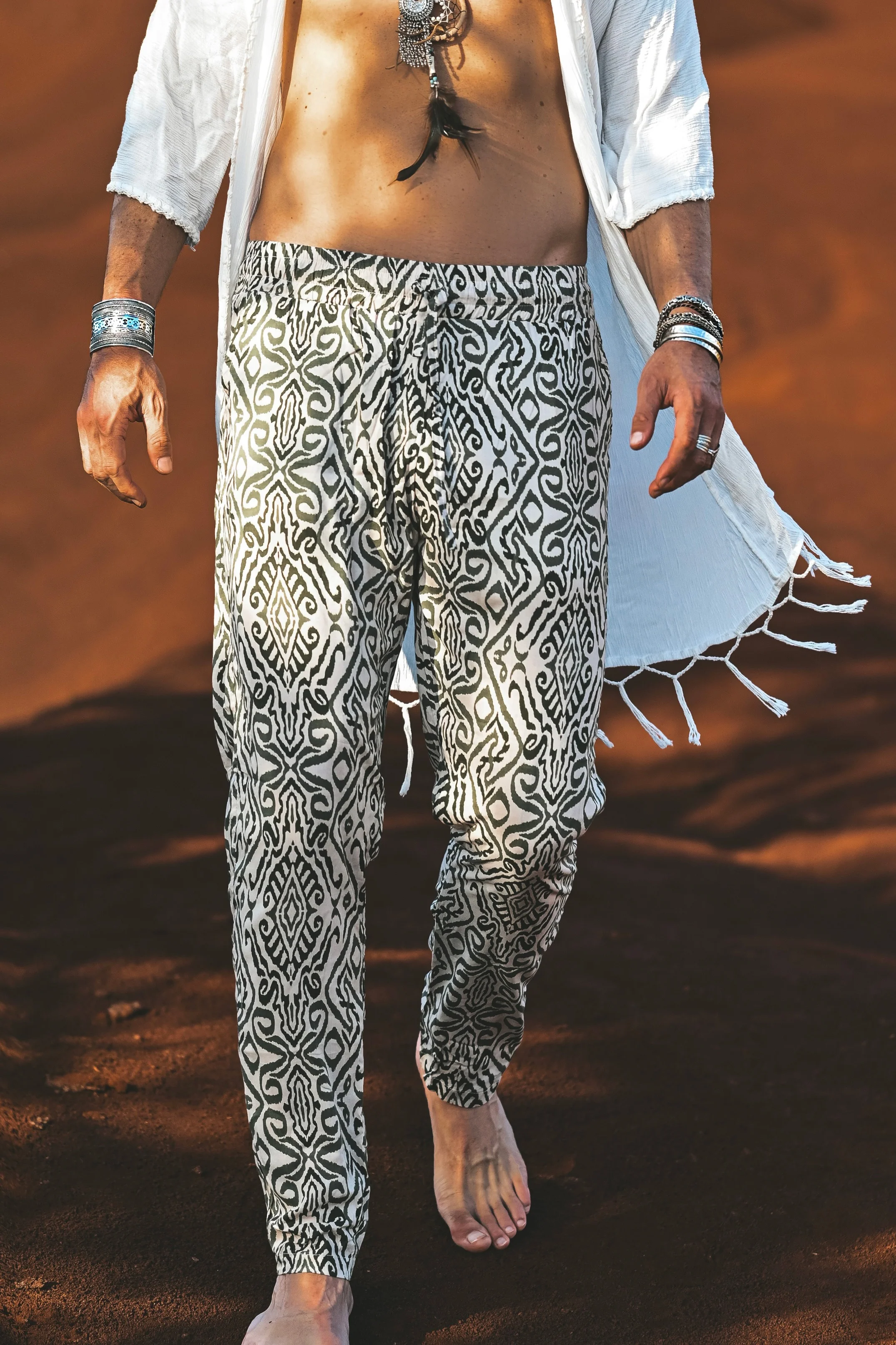 Kauai resort pants dark green - Image 3