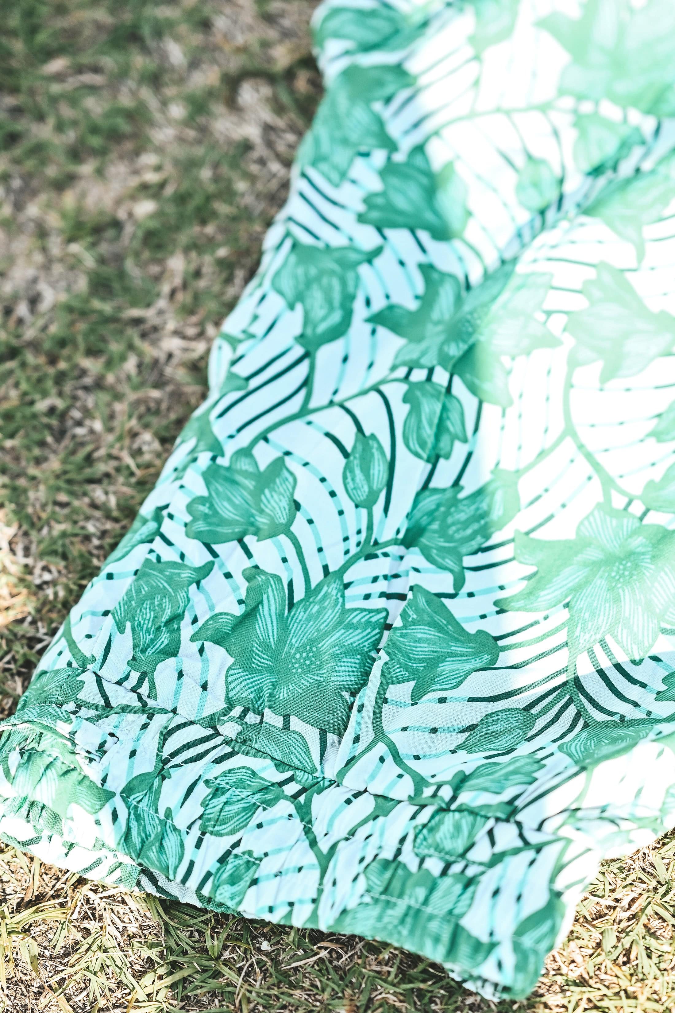 Kauai resort pants green - Image 5