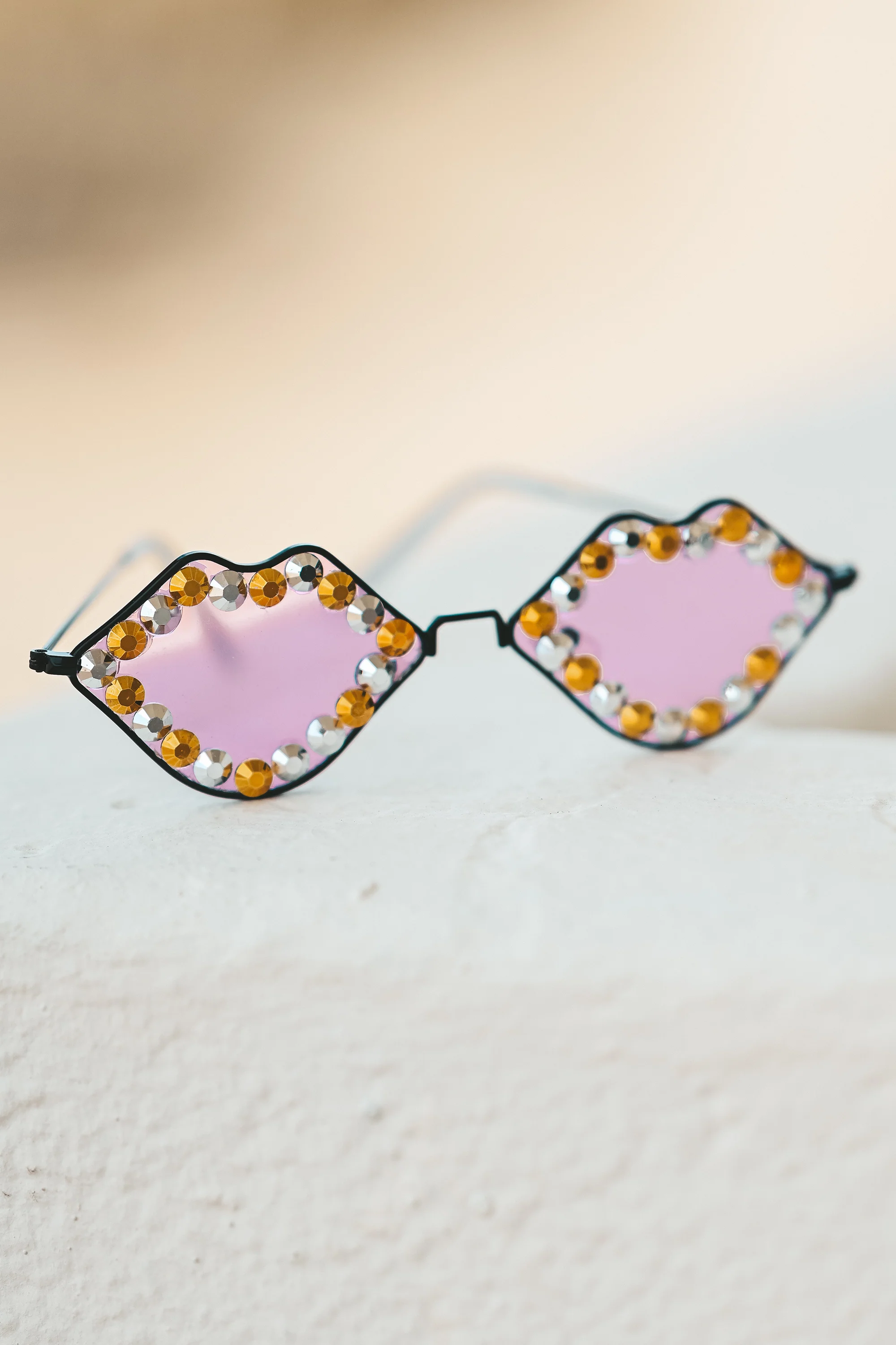 Lips rhinestone sunglasses purple