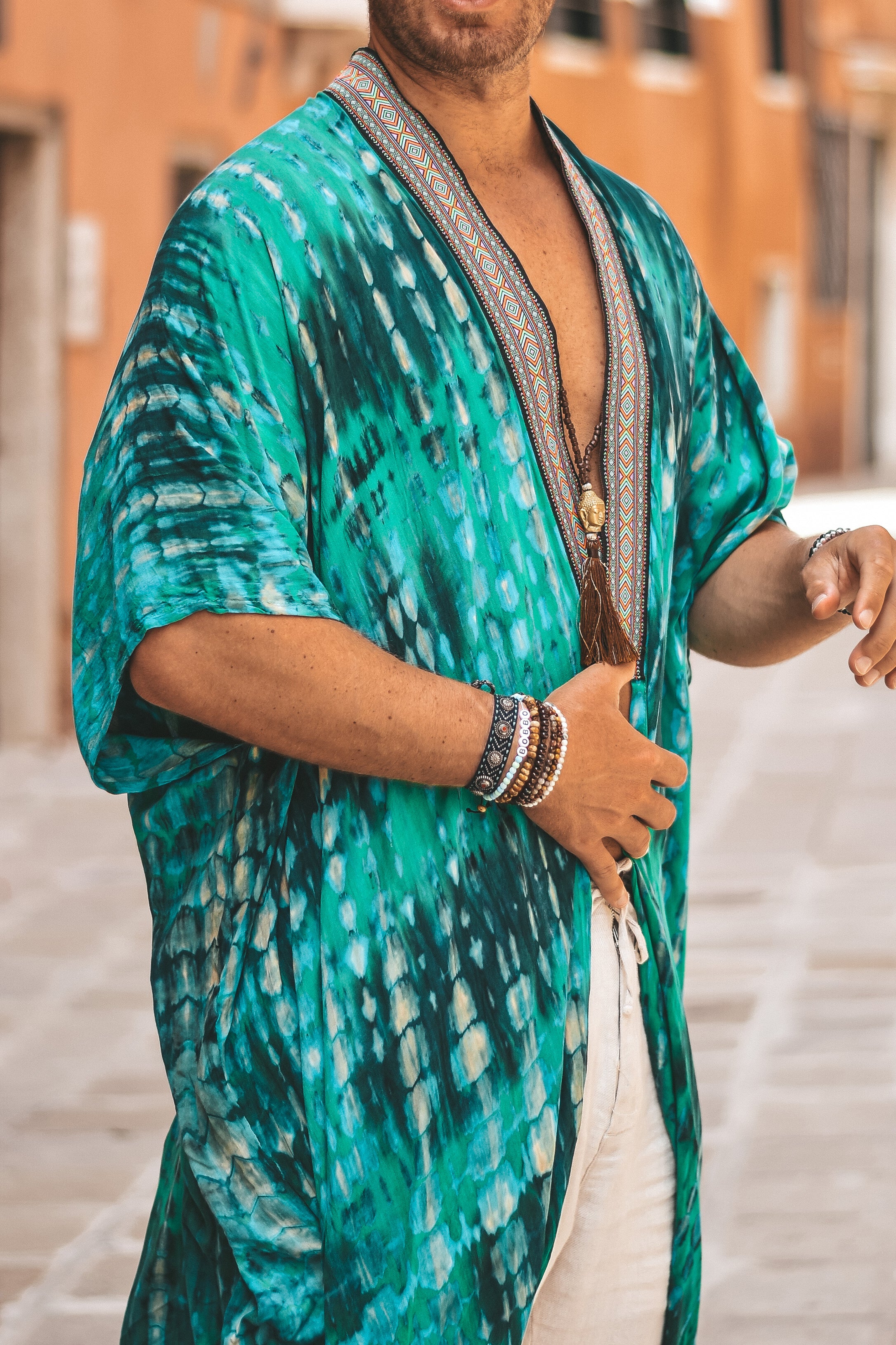 Maggiore jacard trim kimono tropical - Image 7