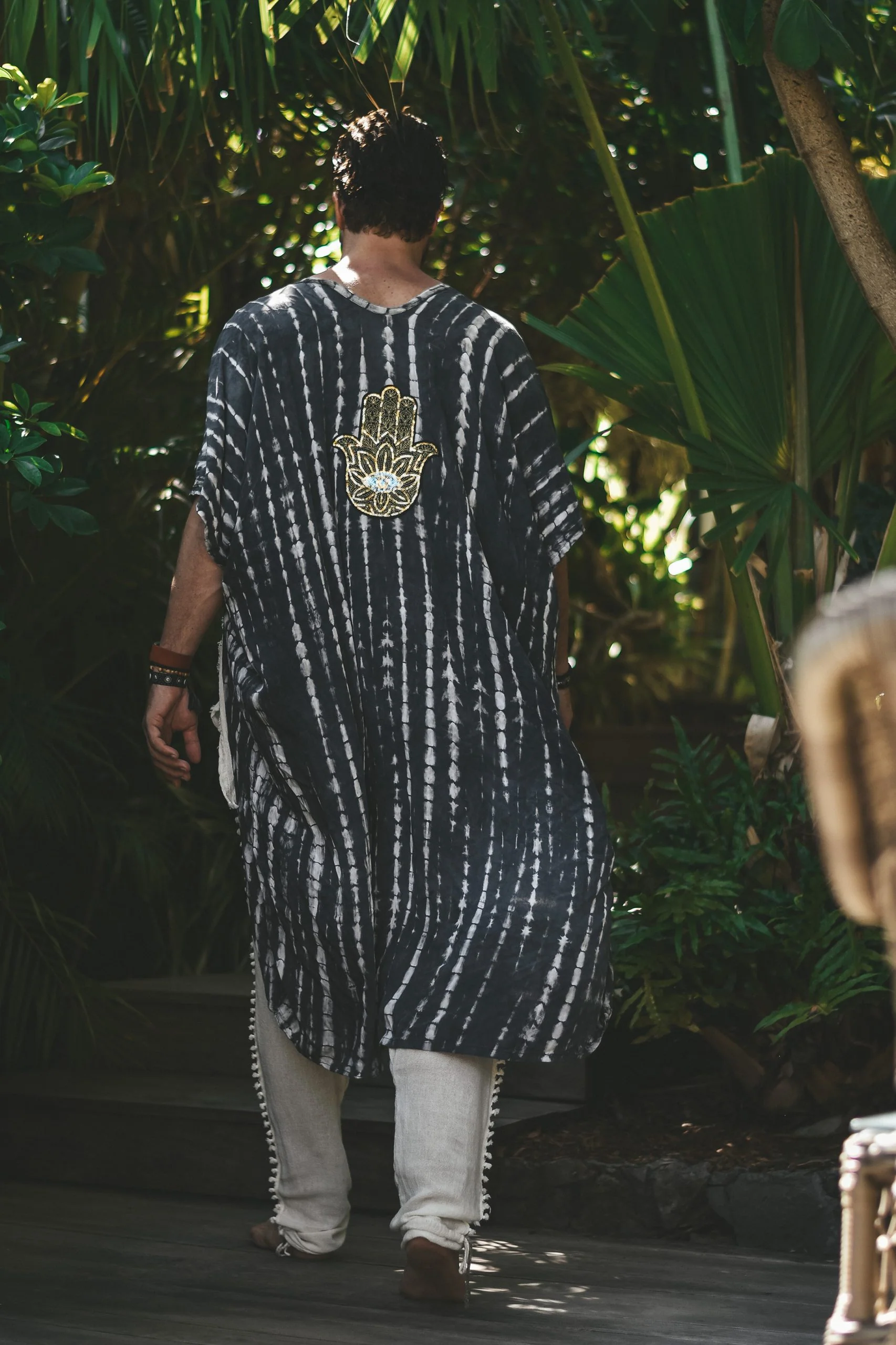 St barths hamsa kimono - Image 9