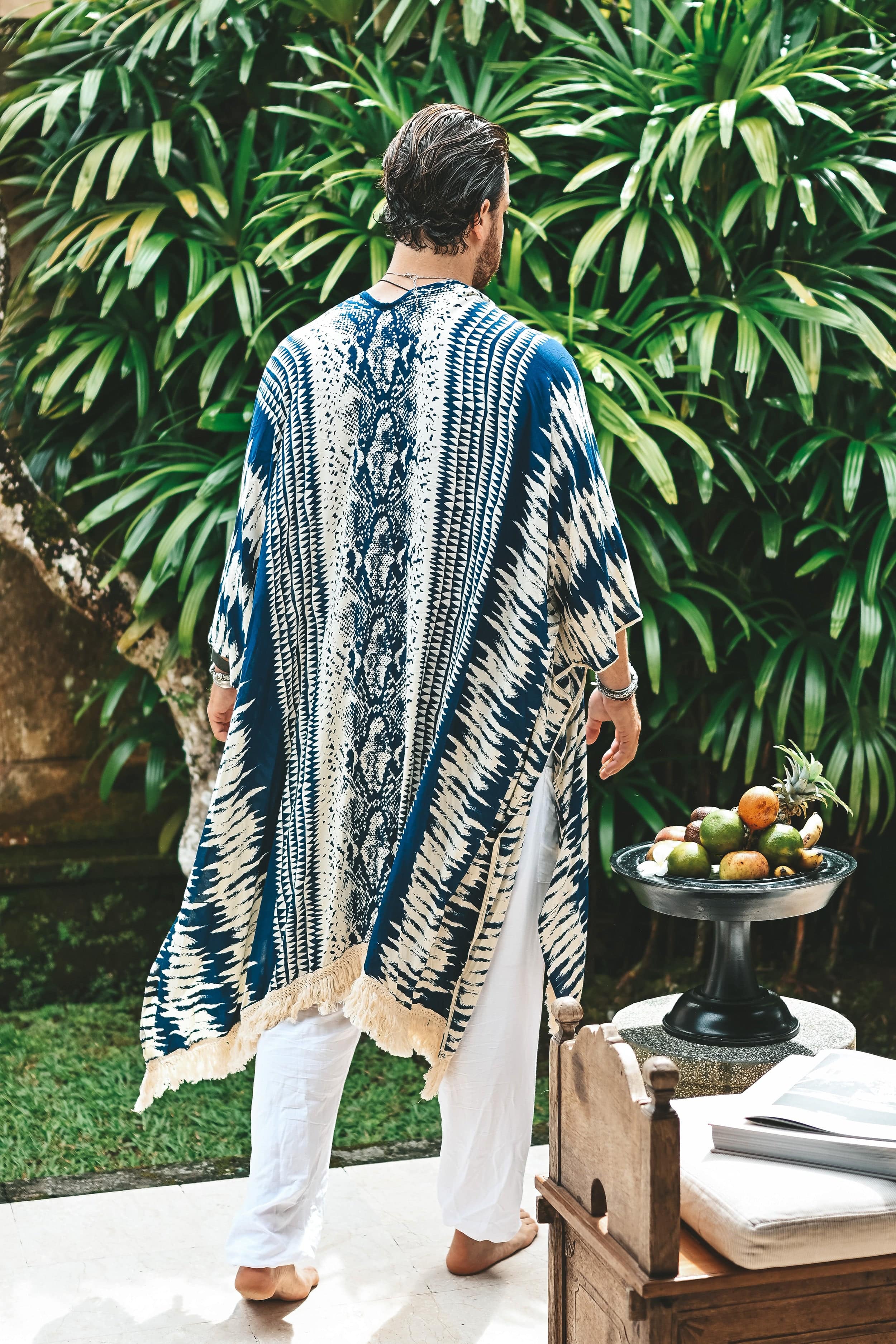 The Amondari Fringe Kimono blue - Image 12