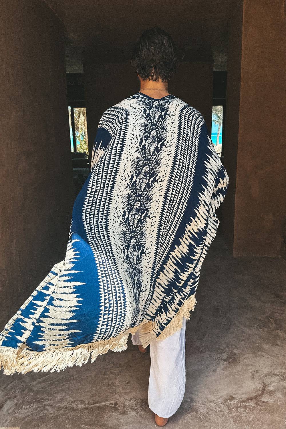 The Amondari Fringe Kimono blue - Image 21