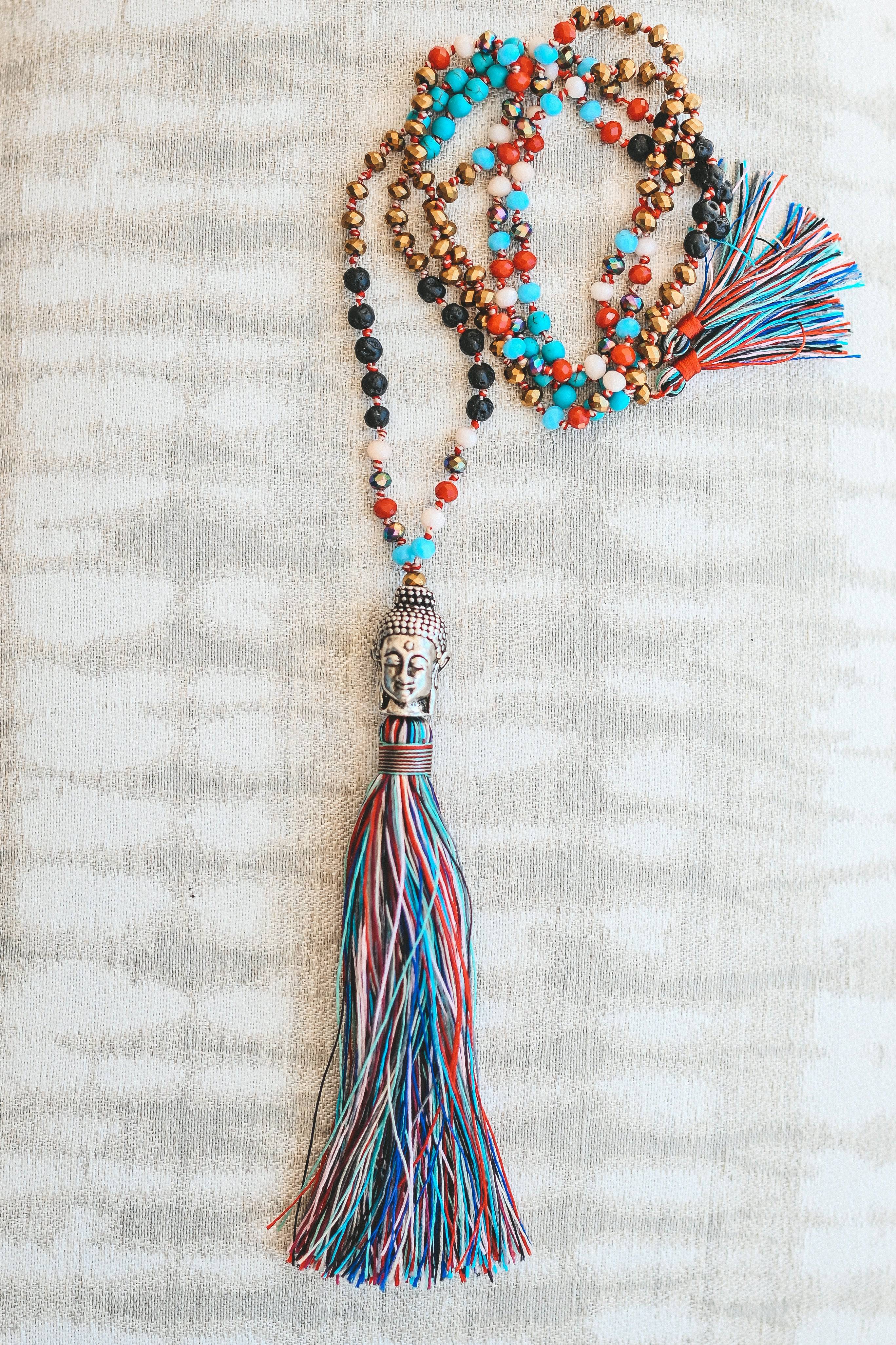 The Buddha Pearl Necklace Multicolour - Image 4